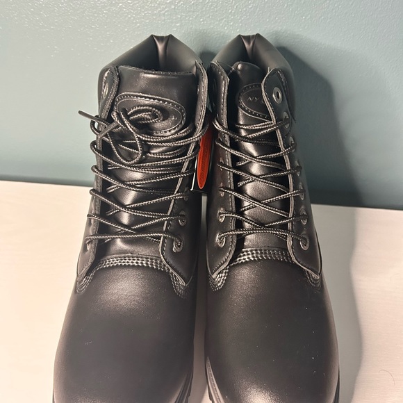 Lugz men’s boots size 9, brand new never worn. - Picture 6 of 9